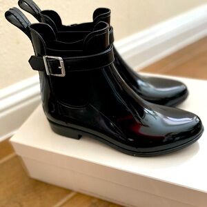 Marc Fisher Women’s 6 M Black Rubber Ankle Rain Boot